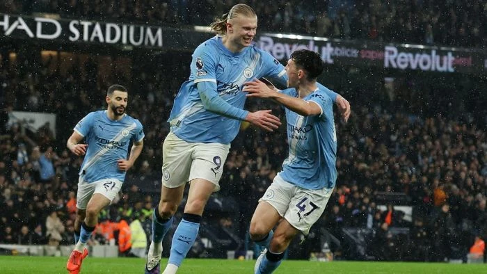 ইং‌লিশ লি‌গে ফুলহ‌্যাম‌কে ৩-০ গো‌লে হারা‌লো ম‌্যান‌চেস্টার সি‌টি